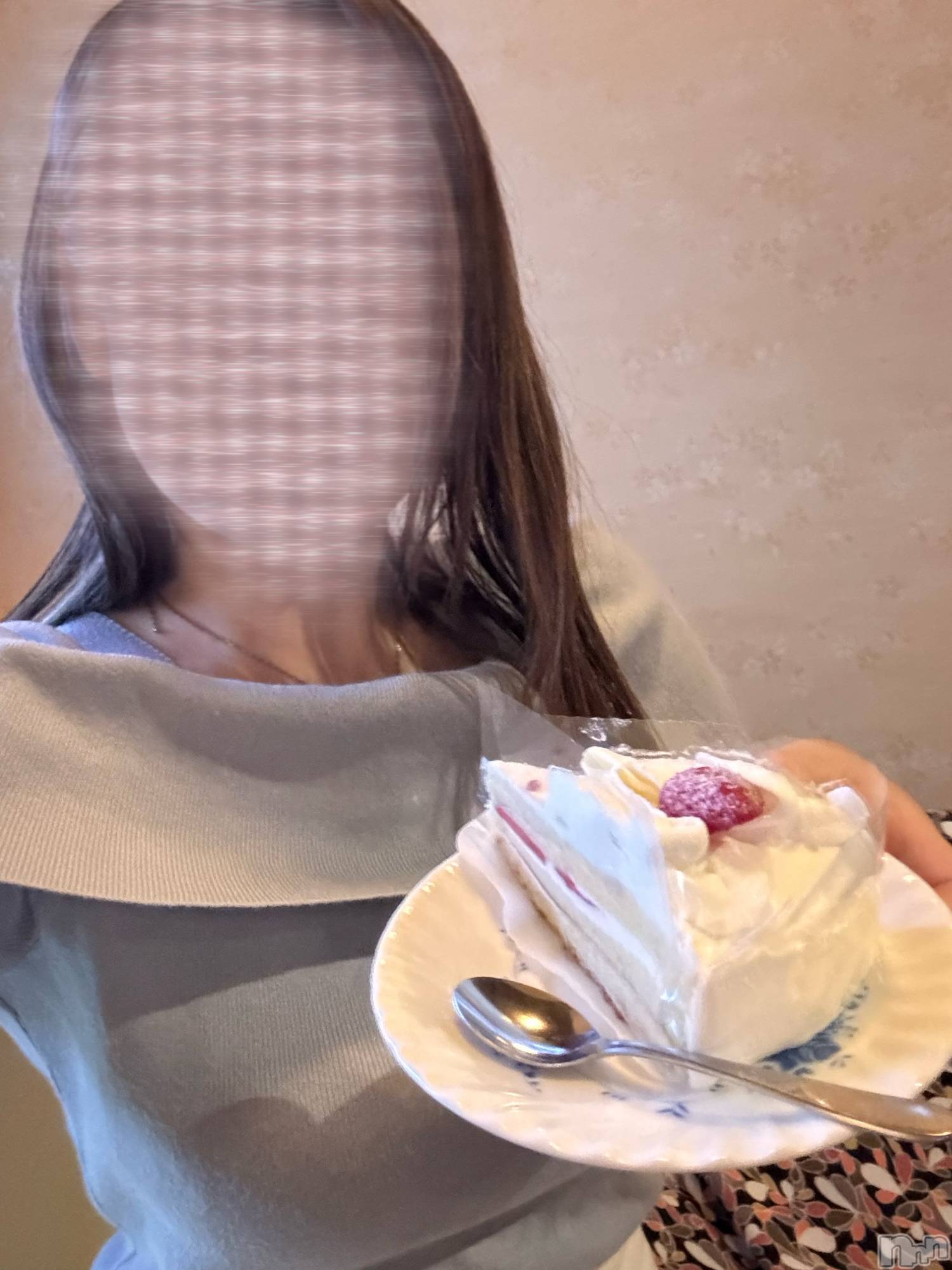 新潟人妻デリヘル新潟の可憐な妻たち～秘密の逢瀬～(ニイガタノカレンナツマタチ～ヒミツノオウセ～)安達 せな(39)の2025年5月8日写メブログ「パワーチャージ💖」