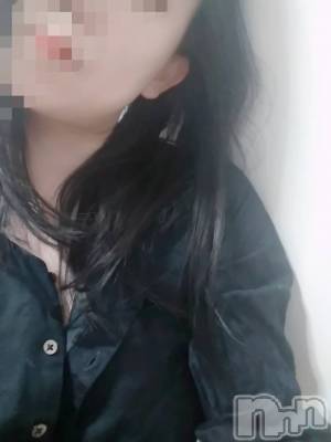 玲（れい）(37) 身長156cm、スリーサイズB90(E).W60.H92。新潟人妻デリヘル 人妻の城(ヒトヅマノシロ)在籍。
