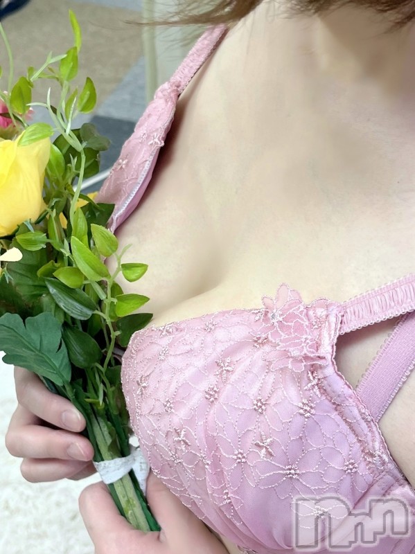 上田発デリヘルNatural Beauty With -自然な美-(ウィズ(ナチュラルビューティー ウィズ-シゼンナビ-))☆体験☆詩織-しおり(27)の2023年3月19日写メブログ「ちょっと長めに出勤します♪」
