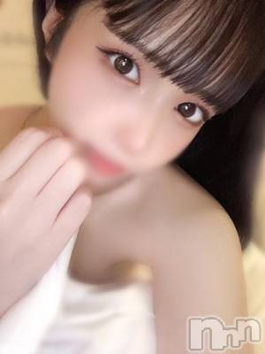唯奈こころ(21) 身長156cm、スリーサイズB84(C).W57.H86。上越デリヘル RICHARD（リシャール）(リシャール)在籍。