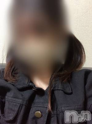 みる(体験入店)(19) 身長156cm、スリーサイズB85(C).W58.H82。長岡デリヘル ばななフレンド(バナナフレンド)在籍。