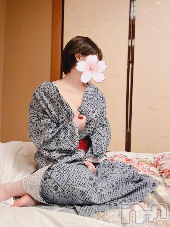三条デリヘルalphaGOLD(アルファゴールド) かなで(22)の12月17日写メブログ「温泉行きたいね♨️」