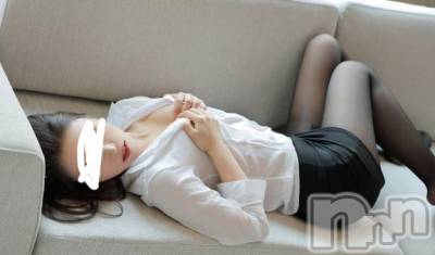 上田発人妻デリヘル 人妻華道 上田店(ヒトヅマハナミチウエダテン) 【熟女】りえこ(45)の2月22日写メブログ「今月残り2枠です📝」