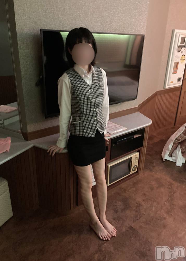 新潟手コキsleepy girl(スリーピーガール) かやちゃん(21)の6月16日写メブログ「今月🤏」
