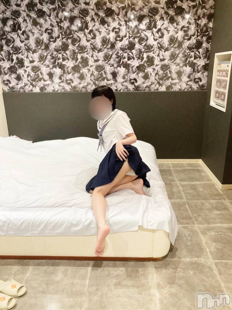 新潟手コキsleepy girl(スリーピーガール) かやちゃん(21)の10月18日写メブログ「🍀お礼」