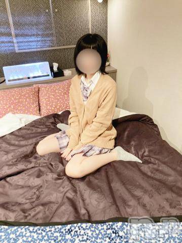 新潟手コキsleepy girl(スリーピーガール)かやちゃん(21)の2024年1月6日写メブログ「制服の下は」