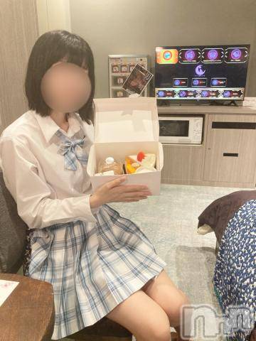 新潟手コキsleepy girl(スリーピーガール)かやちゃん(21)の2024年7月3日写メブログ「🍀お礼」