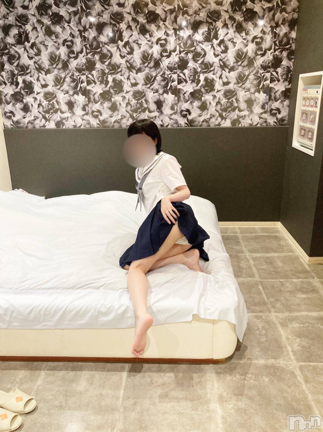 新潟手コキsleepy girl(スリーピーガール)かやちゃん(21)の2024年10月18日写メブログ「🍀お礼」