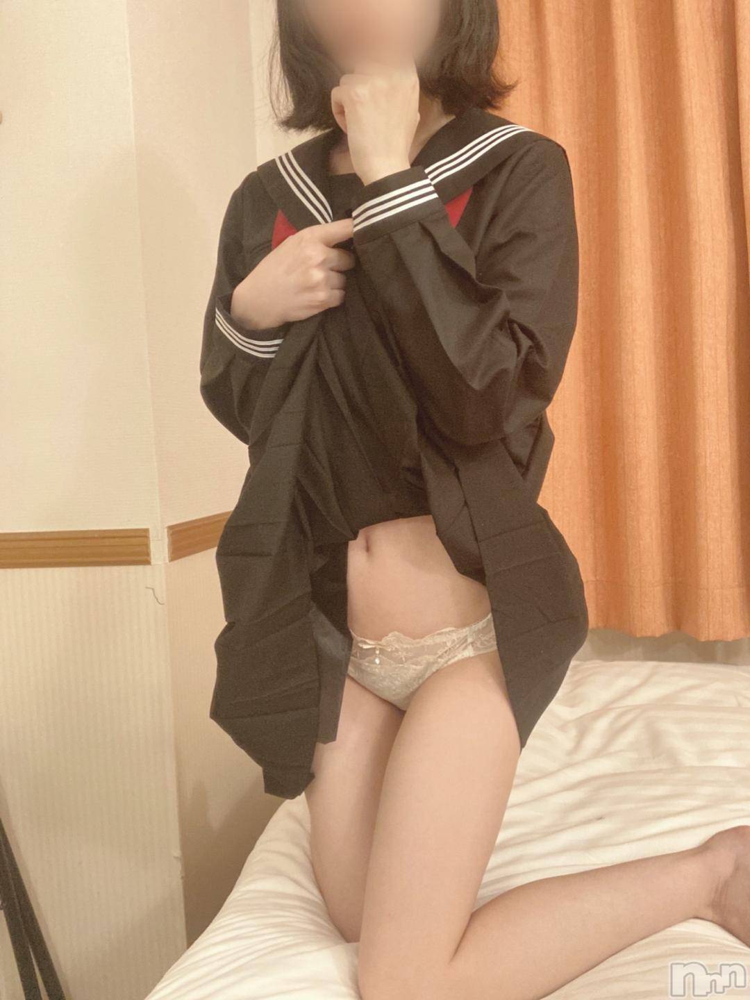 新潟手コキsleepy girl(スリーピーガール)かやちゃん(21)の2024年11月23日写メブログ「🍀お礼」