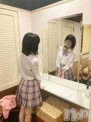 新潟手コキsleepy girl(スリーピーガール) かやちゃん(21)の4月21日写メブログ「ミニスカ＆パンチラ」