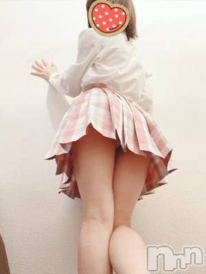 新潟手コキ sleepy girl(スリーピーガール) かやちゃん(21)の11月1日写メブログ「夜から🌖🌛🌟」