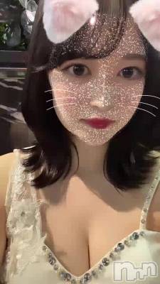 810