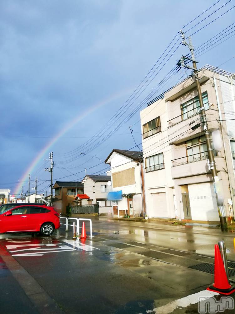 長岡風俗エステ長岡風俗出張アロママッサージ(ナガオカフウゾクシュッチョウアロママッサージ) 女子アナ級美人☆こはる(31)の11月14日写メブログ「虹の彼方に🌈」