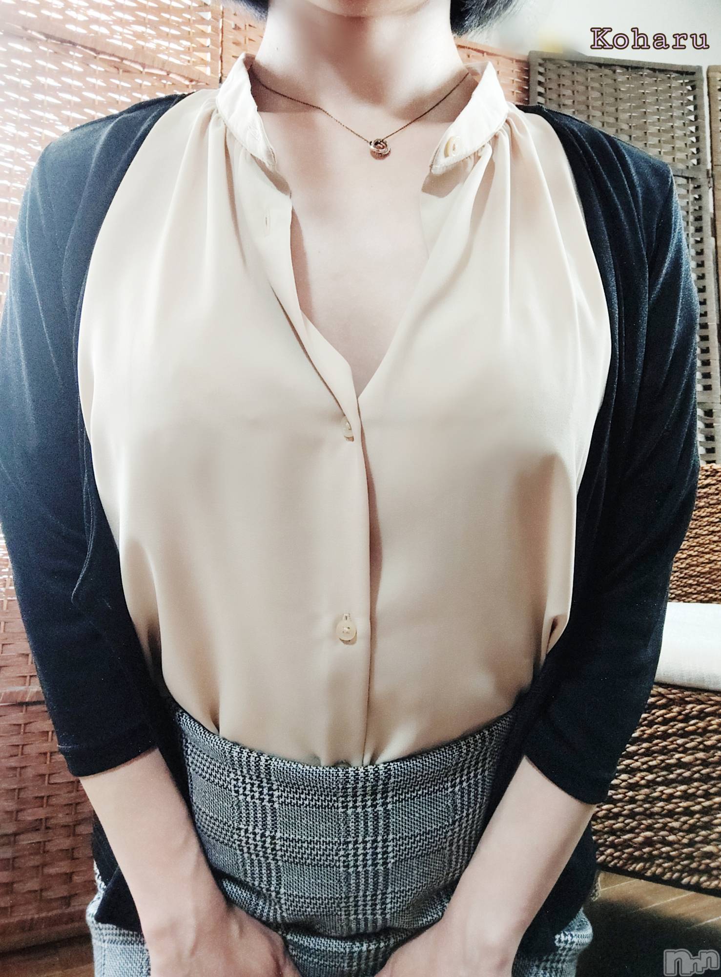 長岡デリヘル長岡風俗出張アロママッサージ(ナガオカフウゾクシュッチョウアロママッサージ)睾丸前立腺エステ☆こはる(32)の2025年6月27日写メブログ「おちんちんクイズします💕」