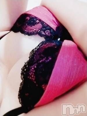 新潟デリヘル 人妻不倫処　桃屋　新潟店(ヒトヅマフリンドコロモモヤ) もな・完未黒髪清楚(30)の10月27日写メブログ「出勤しました🍑」