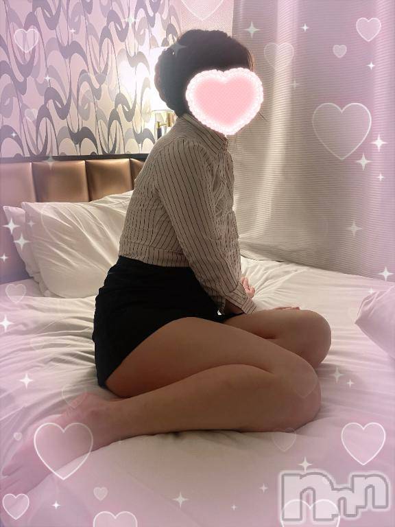 新潟デリヘル新潟人妻　2nd Wife(セカンドワイフ) はる奥様(39)の4月2日写メブログ「🌸こんにちは🌸」