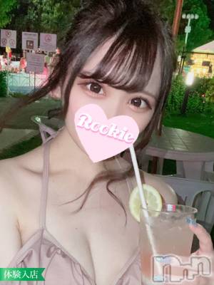 さゆ☆最高峰の美巨乳美少女(20) 身長166cm、スリーサイズB88(E).W56.H85。長岡デリヘル ROOKIE(ルーキー)在籍。