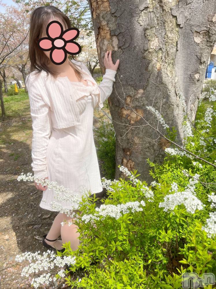 長野人妻デリヘル閨(ネヤ) あや(49)の4月11日写メブログ「お花と私♡」