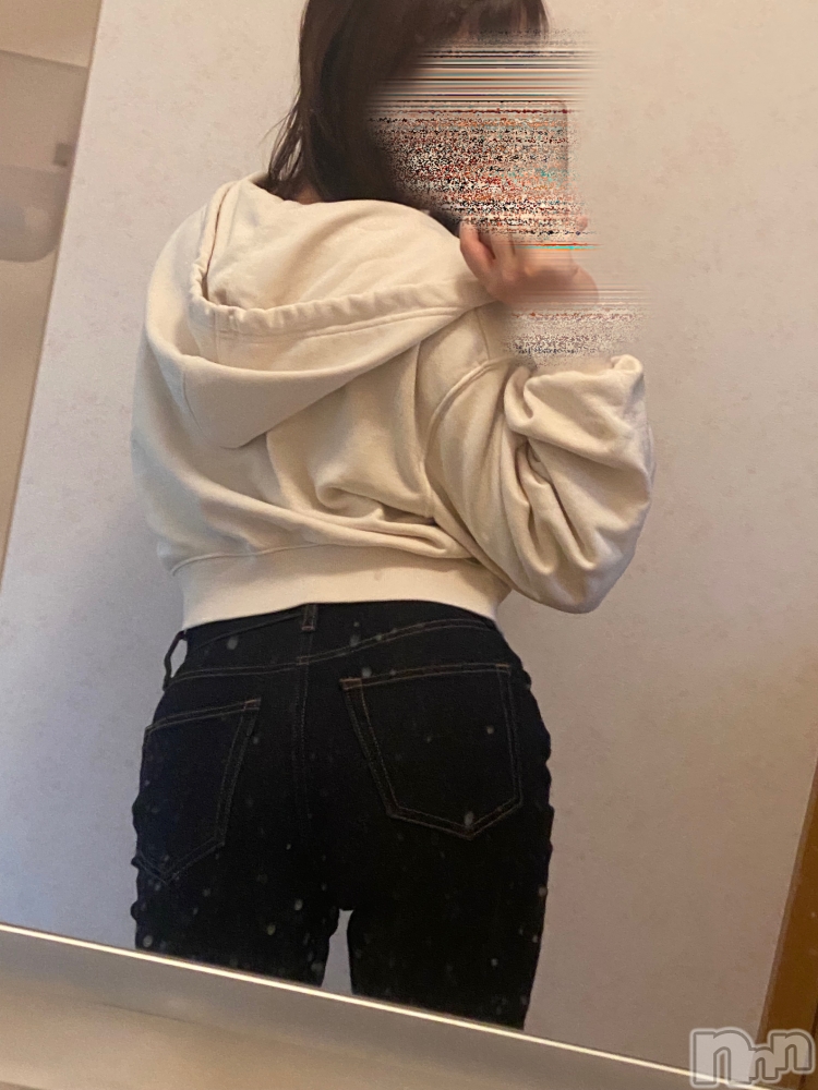 柏崎デリヘルデリヘル柏崎　地域密着!!地元新潟女性と会える店(デリヘルカシワザキ) まゆ★美巨乳小悪魔(23)の5月25日写メブログ「パンツのおしりっっっ」