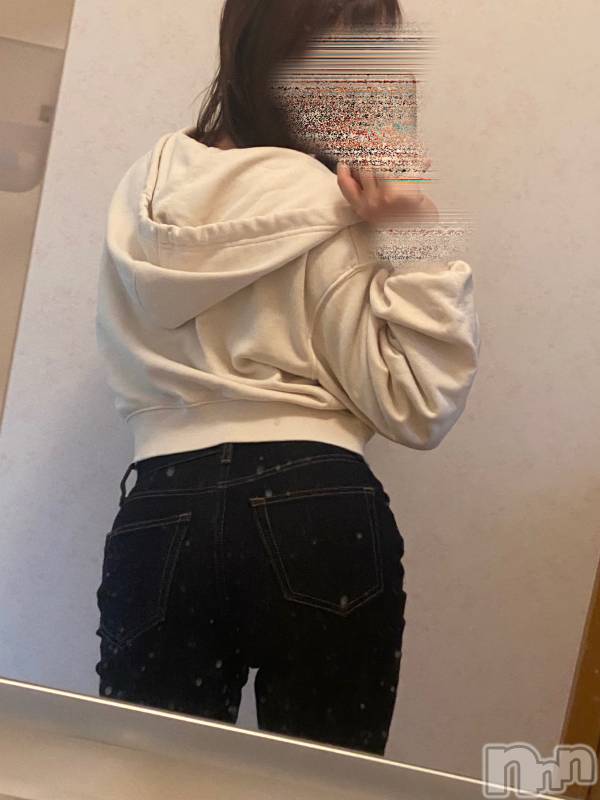 柏崎デリヘルデリヘル柏崎　地域密着!!地元新潟女性と会える店(デリヘルカシワザキ)【新人】まゆ★美巨乳小悪魔(23)の2023年5月25日写メブログ「パンツのおしりっっっ」