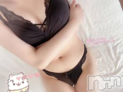 新潟人妻デリヘル 新潟人妻デリバリーヘルス 下心 ～したごころ～(シタゴコロ) 葉月(はづき)奥様(40)の7月23日写メブログ「ベッドの上、えっち開放スイッチON🖤」