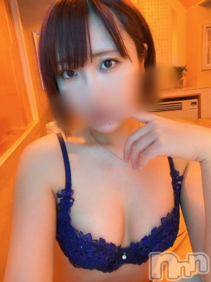まり(21) 身長168cm、スリーサイズB89(D).W58.H88。新潟ソープ スチュワーデス在籍。