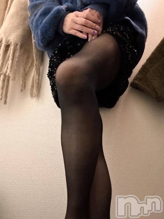 新潟デリヘル熟女の風俗 最終章(ジュクジョノフウゾクサイシュウショウ) あさか(43)の2月13日写メブログ「本日20:00～出勤👠💕」