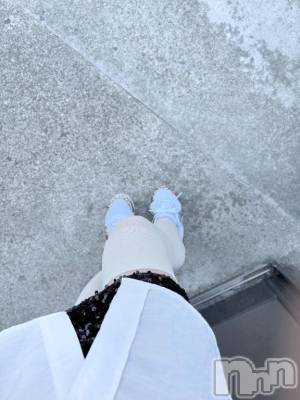 新潟人妻デリヘル 熟女の風俗 最終章(ジュクジョノフウゾクサイシュウショウ) あさか(43)の8月1日写メブログ「出勤ε-(/･ω･)/」