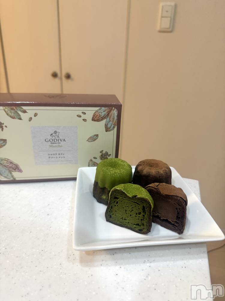 ���ץ���Х��顦�����CLUB BOSS(����� �ܥ�) �ߤ���3��1���̥�֥�����GODIVA🩵��