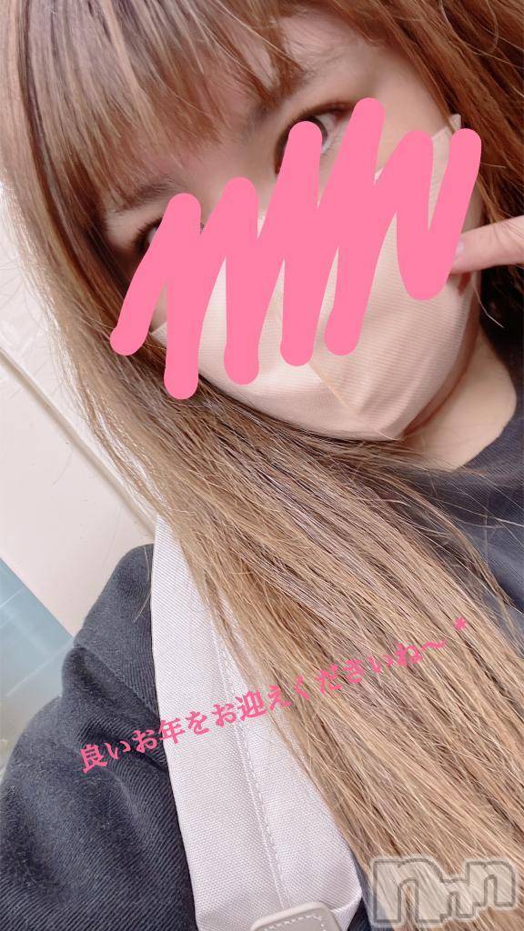 新潟人妻デリヘル熟女の風俗 最終章(ジュクジョノフウゾクサイシュウショウ)しおみ(37)の2024年12月31日写メブログ「今年最後……」
