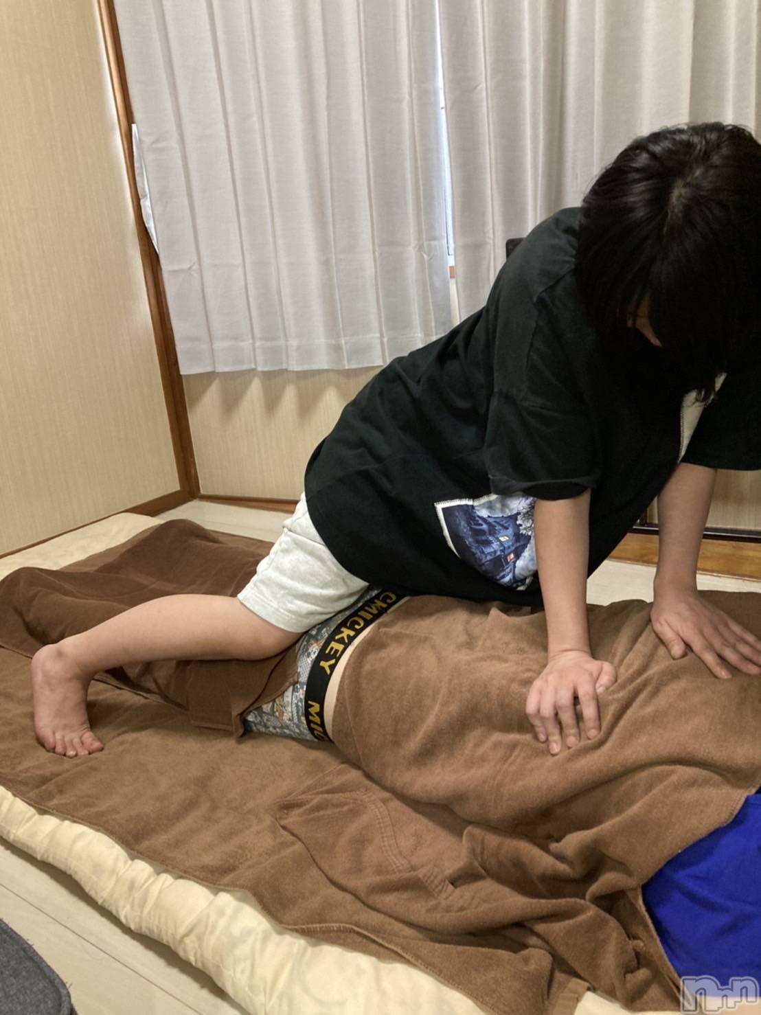 新潟メンズエステあろまえすて＠新潟(アロマエステアットニイガタ)翠＊みどり(37)の2025年12月15日写メブログ「相談乗ります(ᐡᴗ  ̫ ᴗᐡ)」