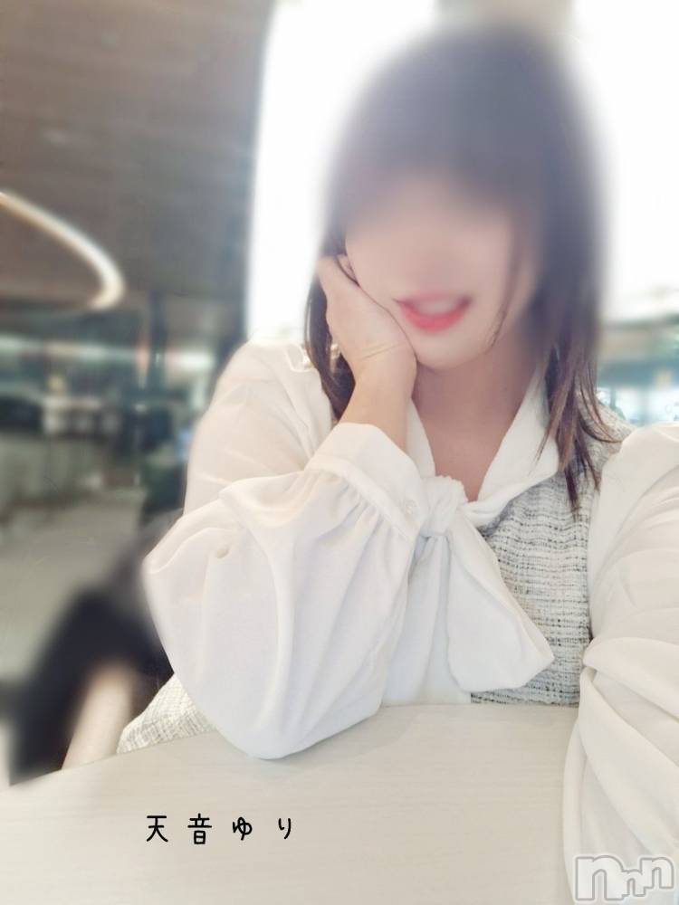 三条人妻デリヘル人妻じゅんちゃん-出稼ぎ0！地元の奥様専門-(ヒトヅマジュンチャン) 天音ゆり(43)の1月3日写メブログ「本日2025年初出勤🙇🏻‍♀️」