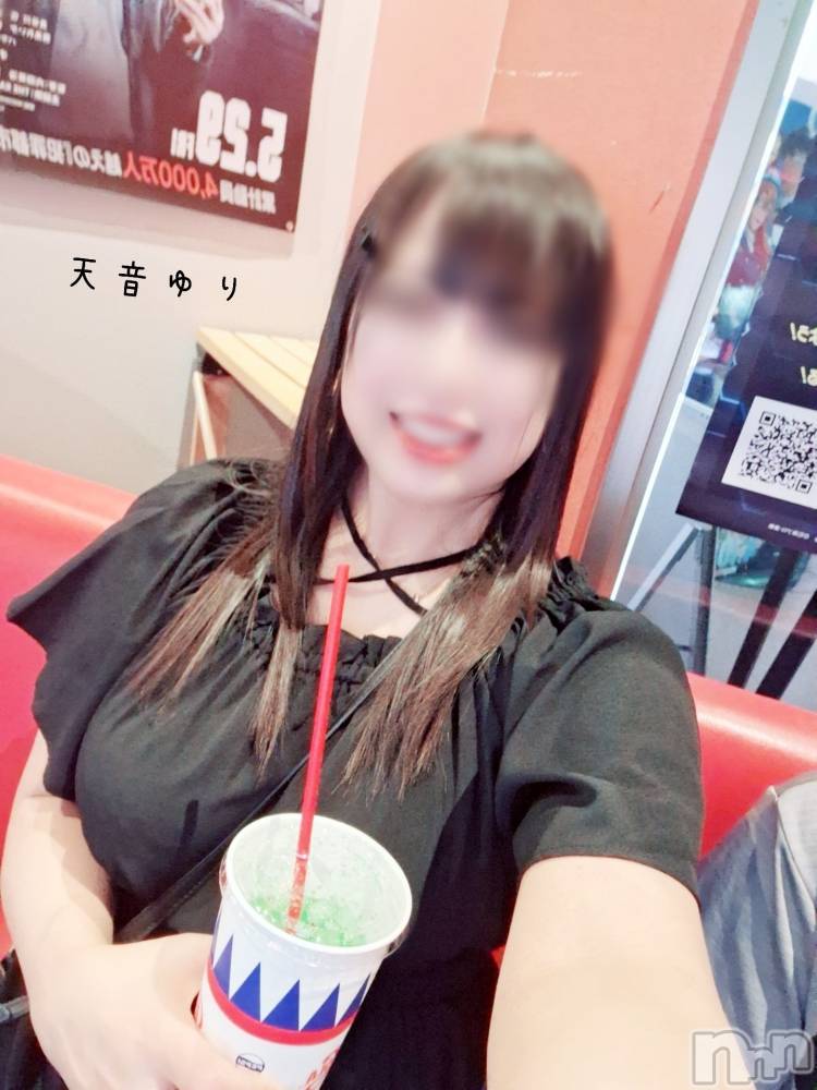 三条デリヘル人妻じゅんちゃん-出稼ぎ0！地元の奥様専門-(ヒトヅマジュンチャン) 天音ゆり☆リピ率9割超え！！(43)の5月4日写メブログ「少し登場！」