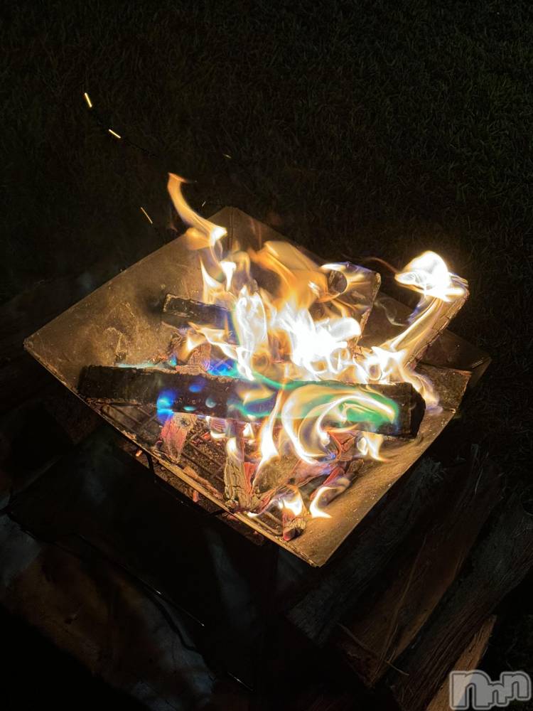 上越デリヘル上越最安値！奥様Deli急便(ジョウエツサイヤスネ！オクサマデリキュウビン) 単発出勤激レア！ひかる(28)の6月22日写メブログ「LAST枠埋めて欲しいなっ❤️」