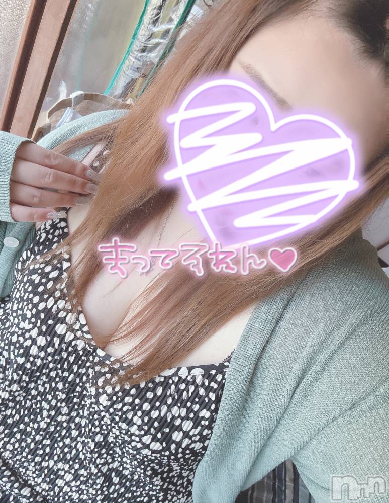 上越デリヘル上越最安値！奥様Deli急便(ジョウエツサイヤスネ！オクサマデリキュウビン) 単発出勤激レア！ひかる(28)の8月8日写メブログ「🫶」