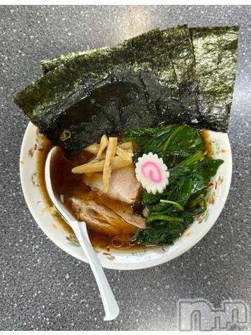 新潟人妻デリヘル熟女の風俗 最終章(ジュクジョノフウゾクサイシュウショウ)みやび(42)の2023年5月11日写メブログ「🍜続続・青島ラーメン🍜」