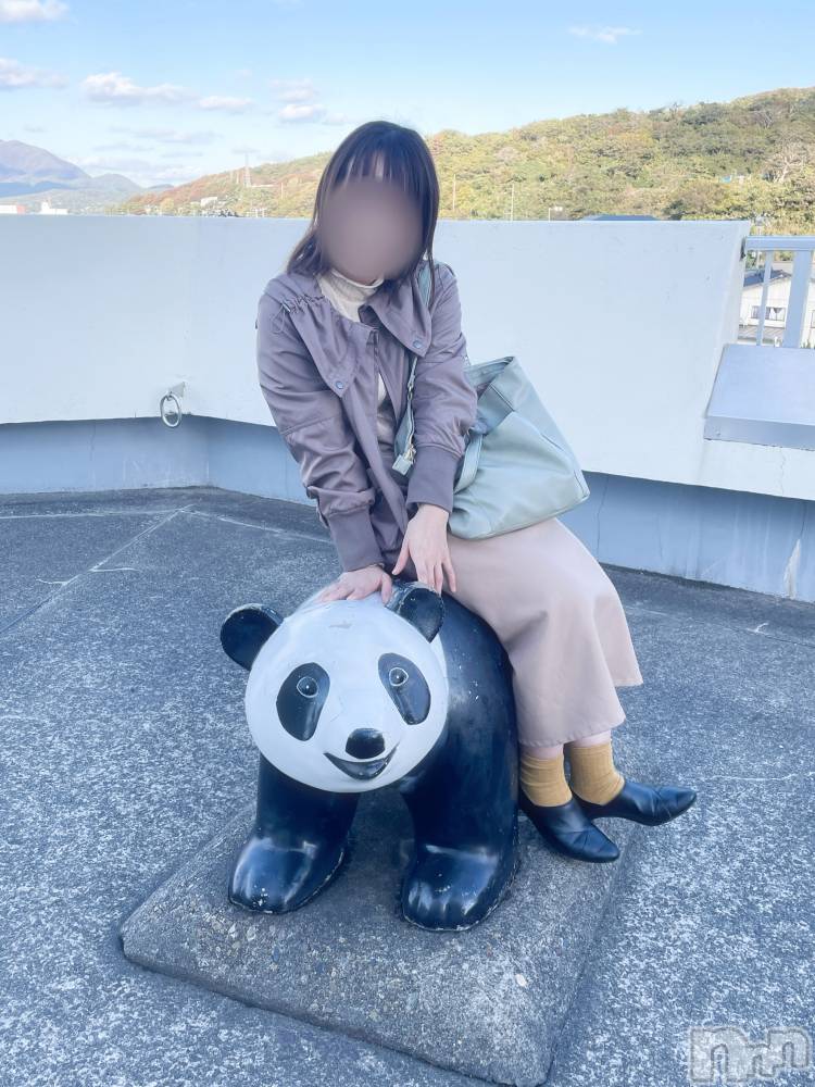長岡デリヘルすずらん長岡店～ゆっくり長い時間を過ごせるお店～(スズランナガオカテン) 緑川かえで(35)の12月6日写メブログ「パンダと！🐼」