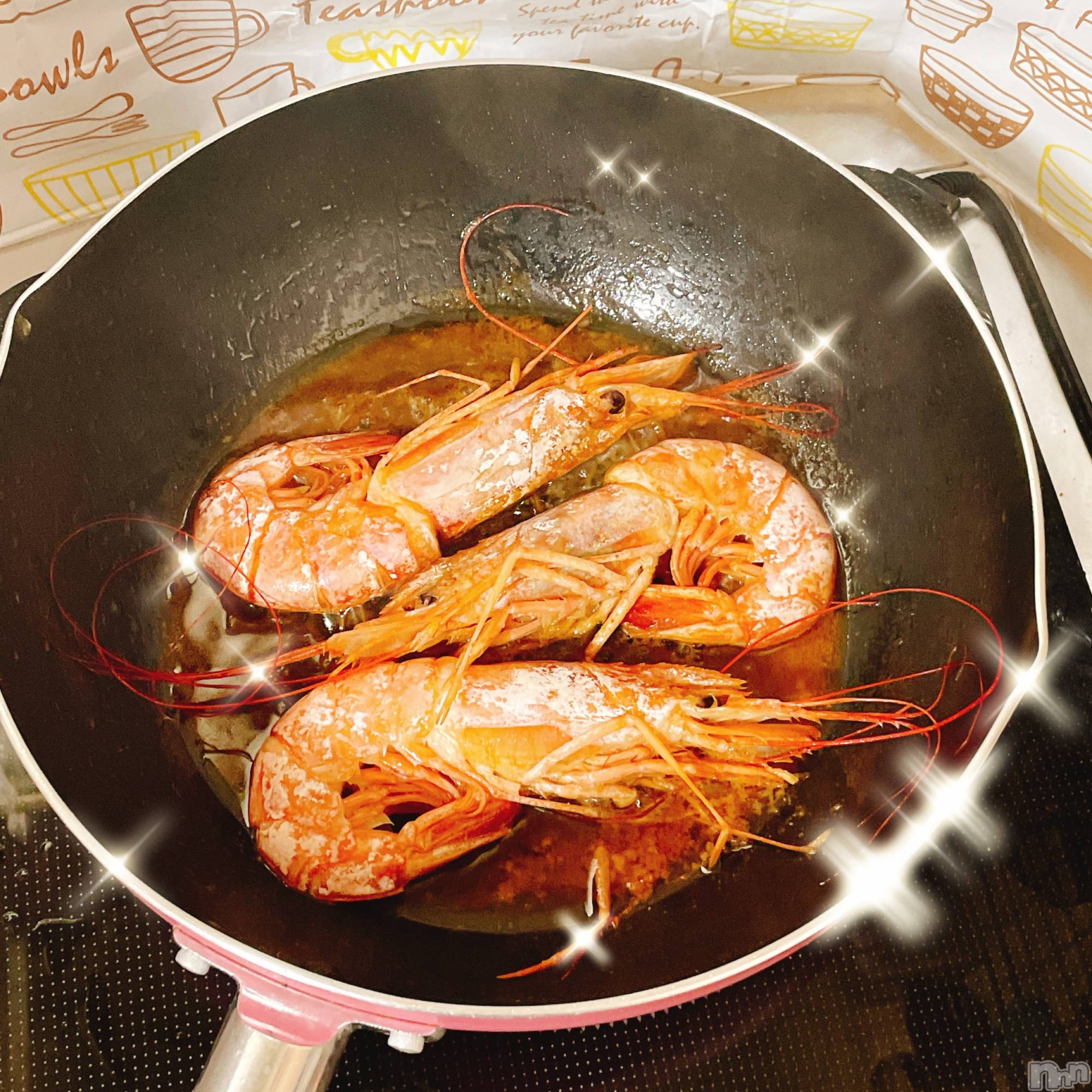 長岡デリヘルすずらん長岡店～ゆっくり長い時間を過ごせるお店～(スズランナガオカテン)緑川かえで(35)の2023年4月11日写メブログ「おいしく焼けました🍤🦐」