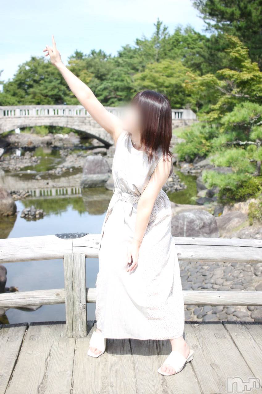 新潟デリヘルすずらん新潟店～ゆっくり長い時間を過ごせるお店～(スズランニイガタテン)緑川かえで(35)の2024年8月23日写メブログ「お知らせです💁‍♂️」