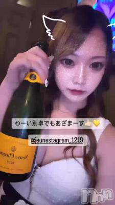 å褹🤦🏻‍️