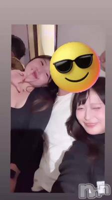 䤤