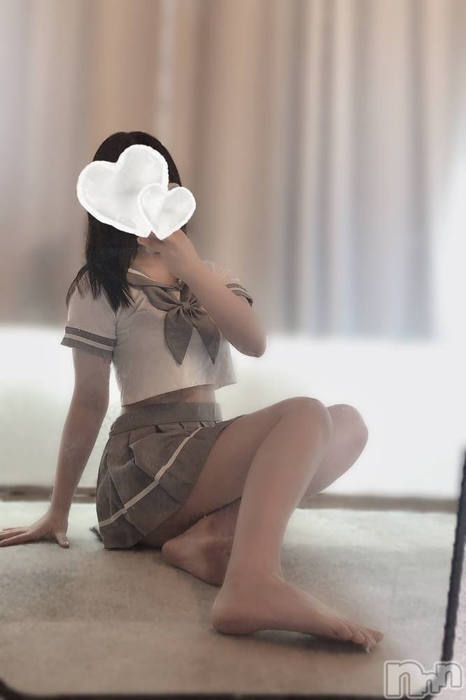新潟手コキアロファン【10～30代の厳選した地元女性のみ】(アロファン) すみれ★清楚なのにエロい♪(24)の10月25日写メブログ「清楚系J〇？🫶」