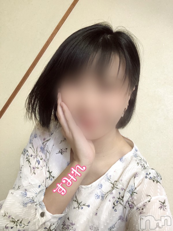 柏崎デリヘルデリヘル柏崎　地域密着!!地元新潟女性と会える店(デリヘルカシワザキ)すみれ★美尻すぎてごめんなさい(31)の2023年5月25日写メブログ「今どき低速かぃ🤣💦‼️」