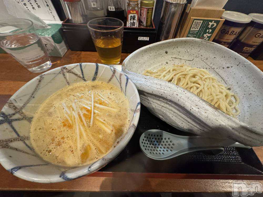 ƲХ顦THE LOUNGE (饦󥸥ե)  310̥֥310 2213ʬΥ֥