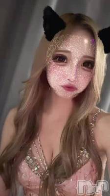 衼