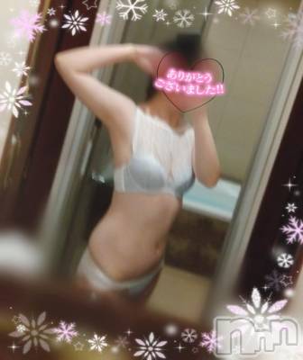長岡デリヘル 長岡市総合デリヘル COLOR～デリヘル・手コキ・密着エステ～(ナガオカシソウゴウデリヘルカラー) ももか☆☆(33)の2月5日写メブログ「今年初の…🫣💕」