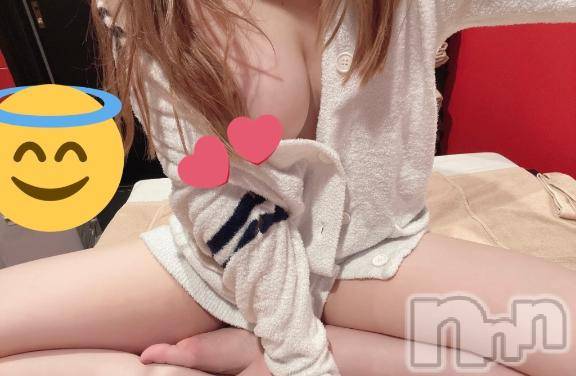 新潟ソープ新潟バニーコレクション(ニイガタバニーコレクション) ホシナ(24)の8月11日写メブログ「あと1枠🥺」