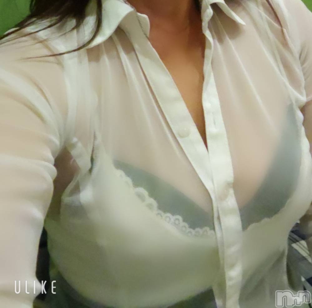 三条デリヘル人妻じゅんちゃん-出稼ぎ0！地元の奥様専門-(ヒトヅマジュンチャン) 溝口ようこ☆美熟女エロス(50)の11月1日写メブログ「お疲れ様です😌💓」