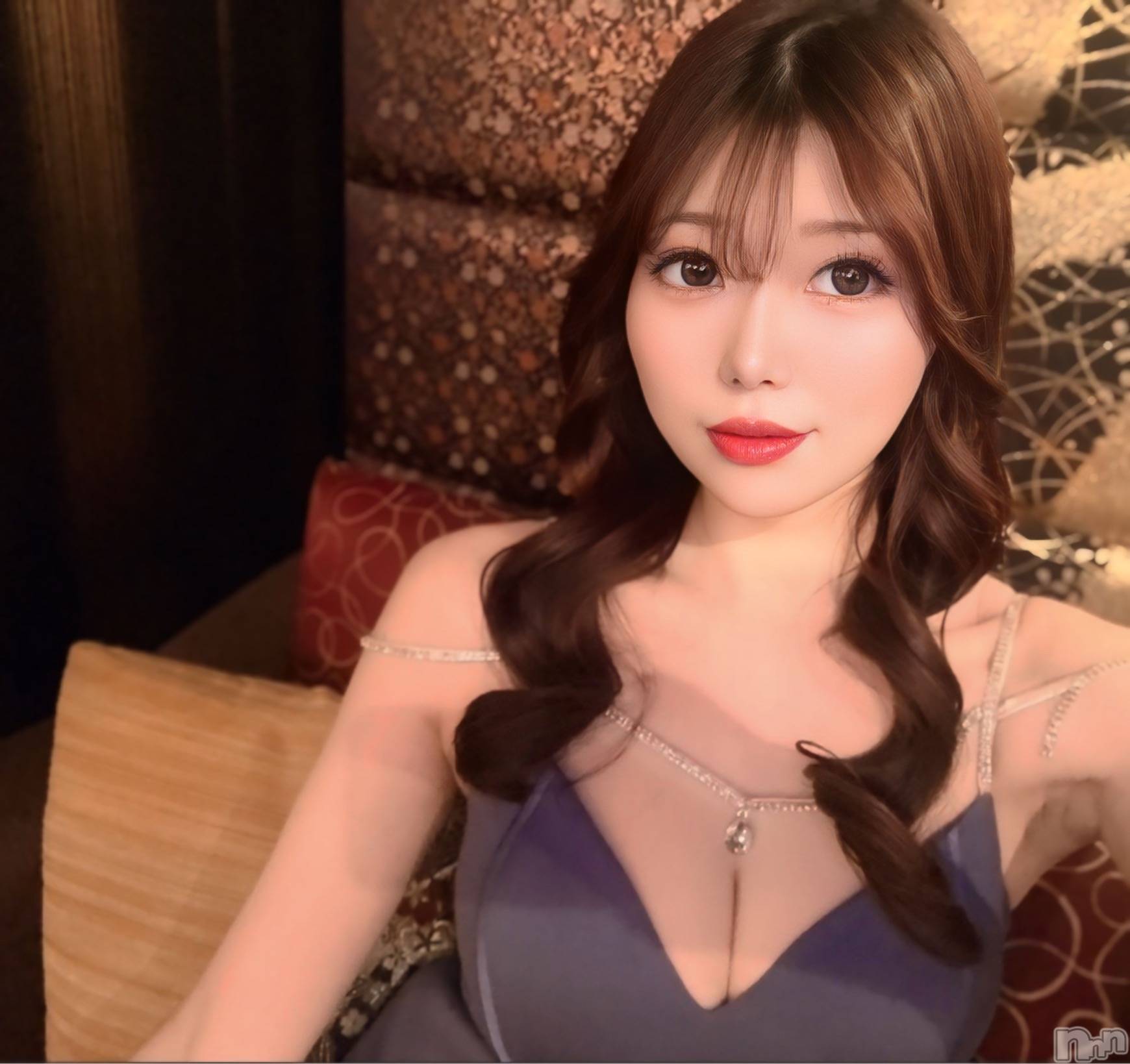 ƲХ顦THE LOUNGE (饦󥸥ե) 2025ǯ130̥֥֤ҤԤΥ󥰥ɥ쥹( ᴖ ·̫ ᴖ )‪