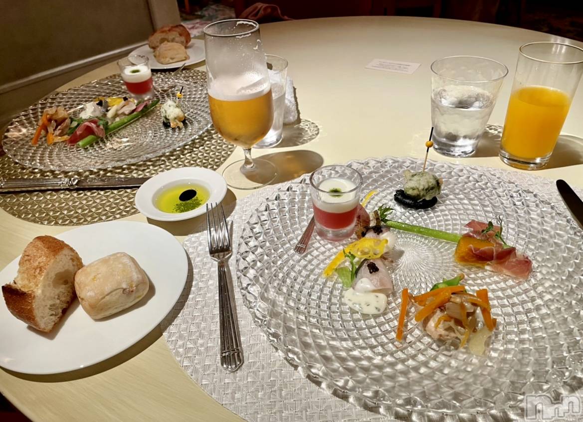 ƲХ顦THE LOUNGE (饦󥸥ե) 2025ǯ41̥֥41 0107ʬΥ֥